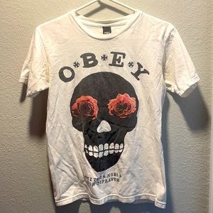 White obey graphic tee
